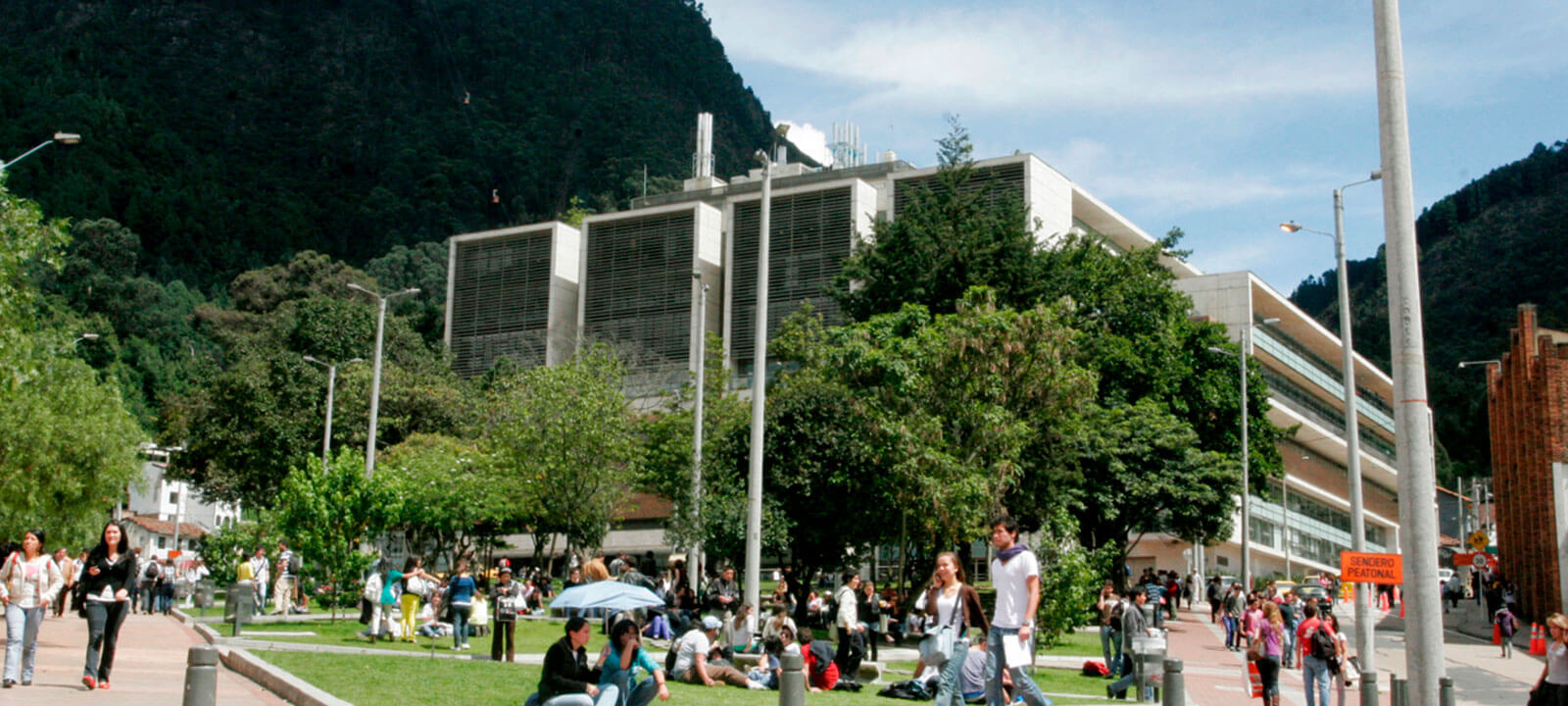Identidad institucional Universidad de los Andes