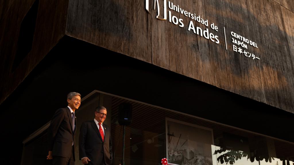 The center´s inauguration strengthens relations between the Government of Japan and the Universidad de los Andes, who have created a partnership to promote culture, academia, as well as economic issues. 